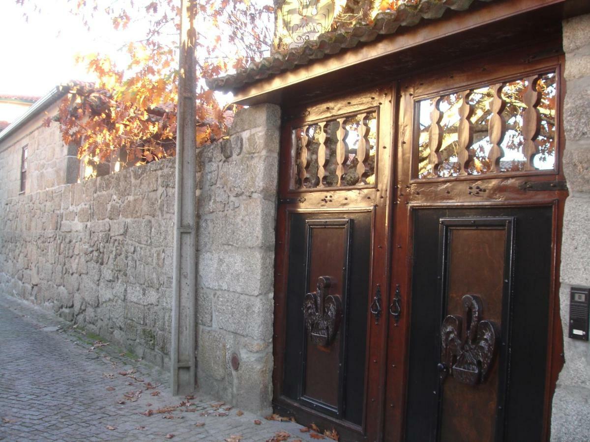Gasthaus Casa Dos Gomes Viseu Exterior foto