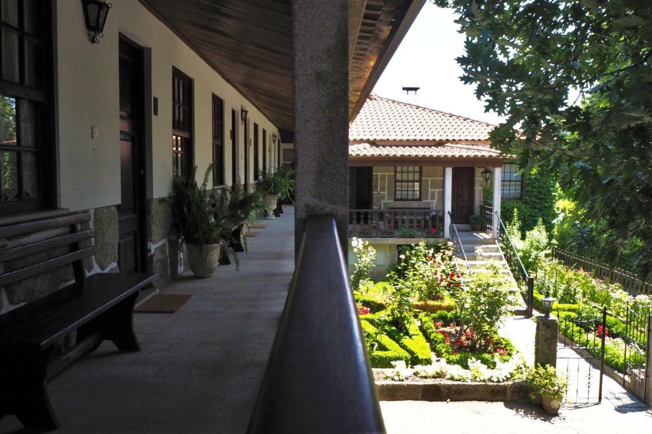 Gasthaus Casa Dos Gomes Viseu Exterior foto