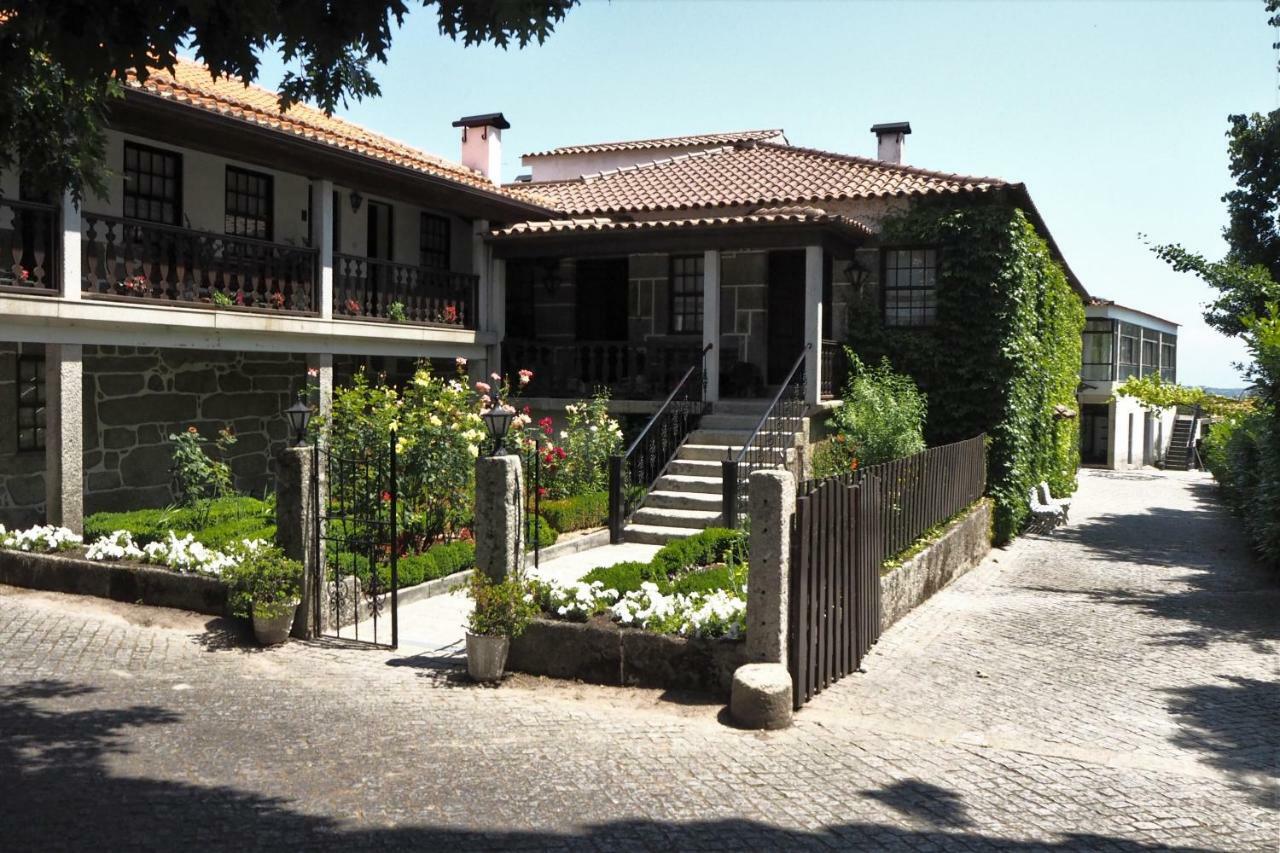 Gasthaus Casa Dos Gomes Viseu Exterior foto